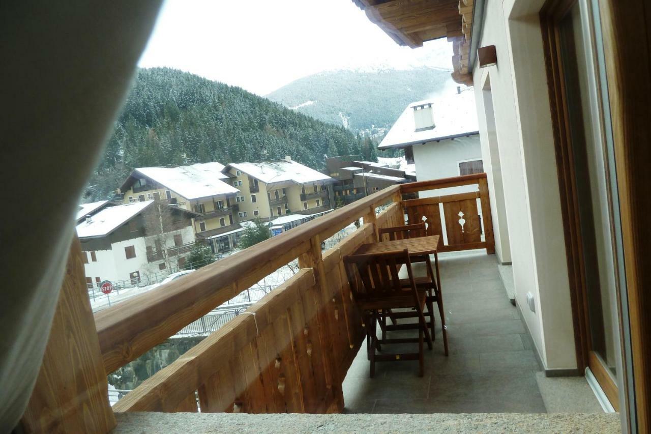 Casa Al Rin Appartement Isolaccia Buitenkant foto